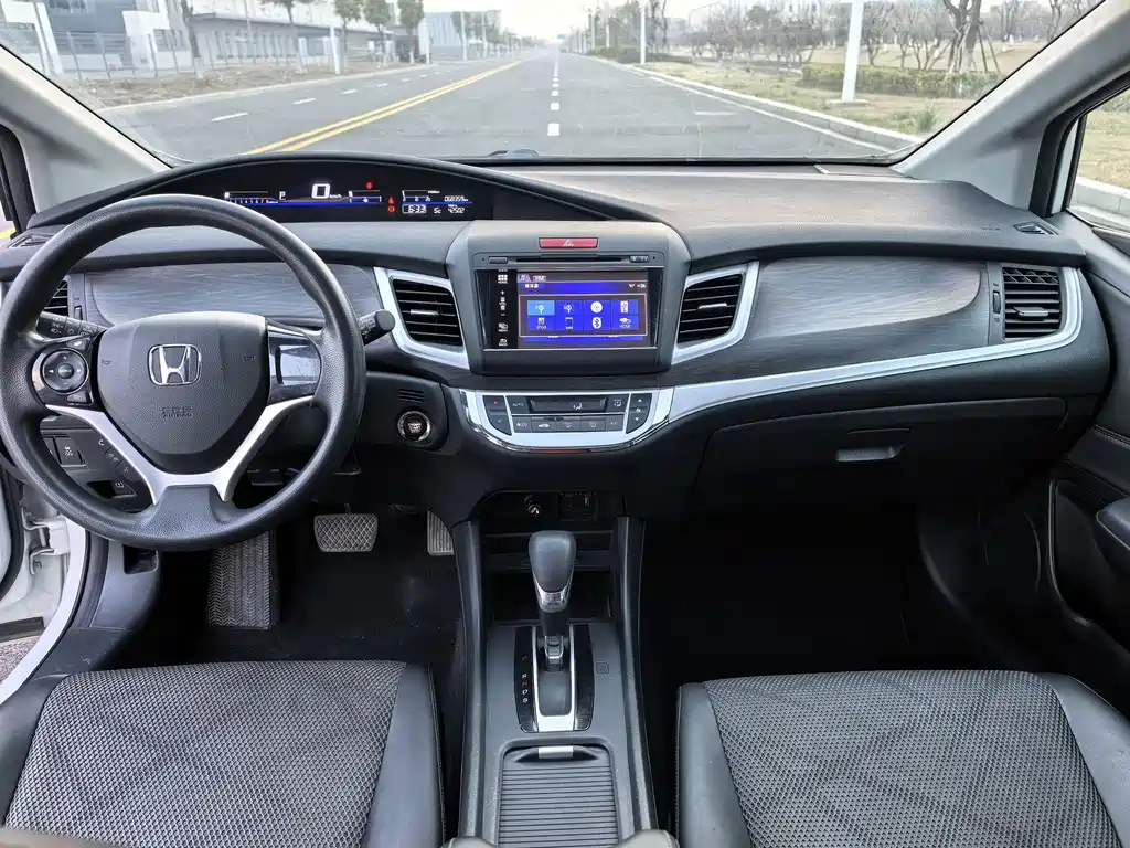 Honda Honda Jade 2014 1.8L Automatic Comfort Elite Edition 5-seater 2015 - thumbnail 9