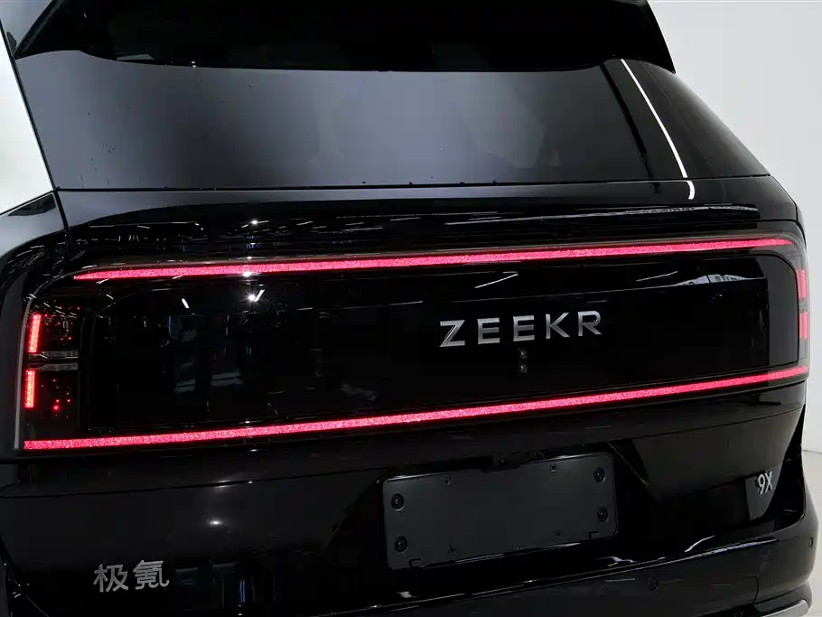 Zeekr Zeekr 9X 2025 Hyper Edition 70kWh 2026 - thumbnail 8