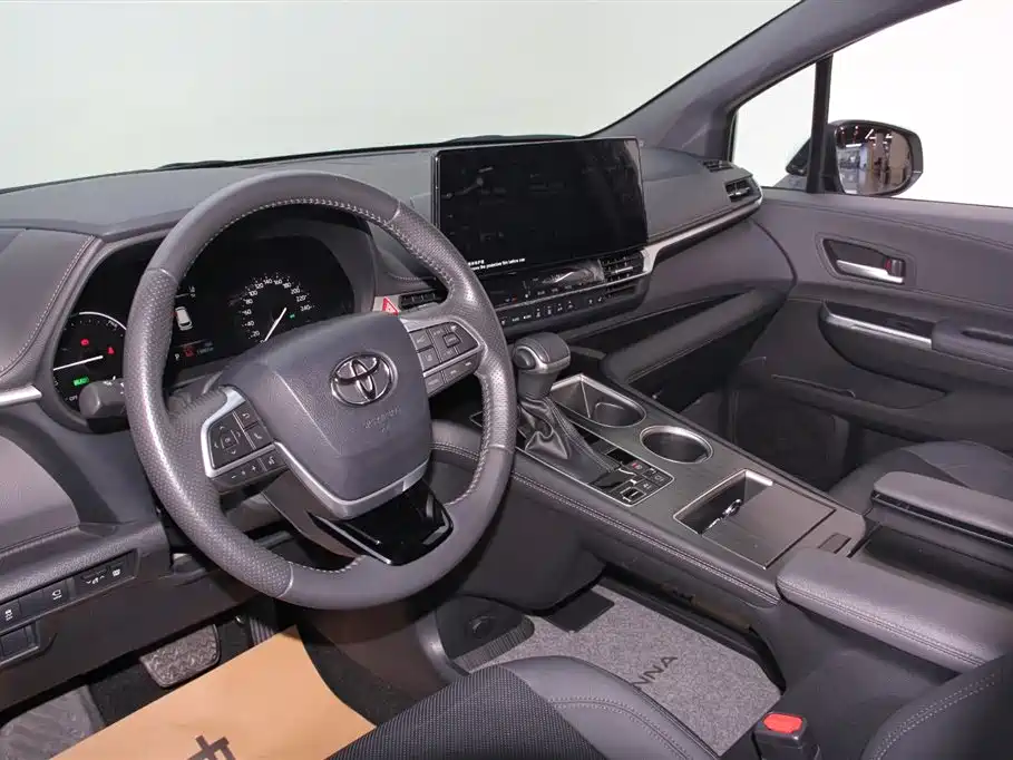 Toyota Toyota Sienna 2023 2.5L Hybrid Premium Edition 2023 - thumbnail 9
