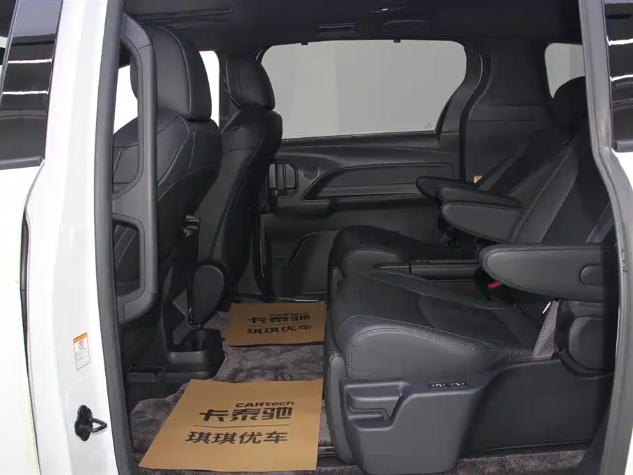 Toyota Toyota Sienna 2023 2.5L Hybrid Premium Edition 2023 - thumbnail 21
