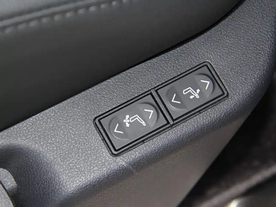 Toyota Toyota Sienna 2023 2.5L Hybrid Premium Edition 2023 - thumbnail 22
