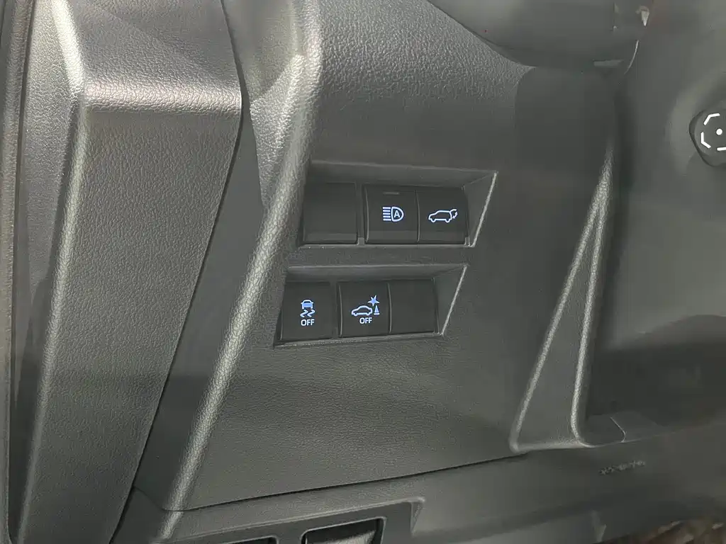 Toyota Land Cruiser (Imported) 2022 Model 3.5T Automatic 2023 - thumbnail 11