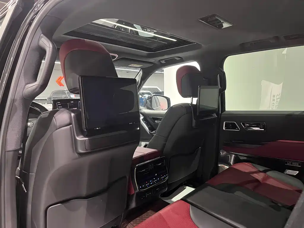 Toyota Land Cruiser (Imported) 2022 Model 3.5T Automatic 2023 - thumbnail 16