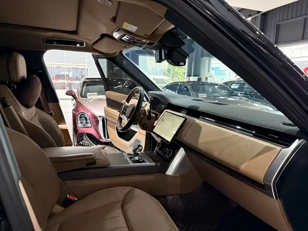 Land Rover Range Rover 2023 3.0 L6 400PS Autobiography Long Wheelbase 2023 - thumbnail 11