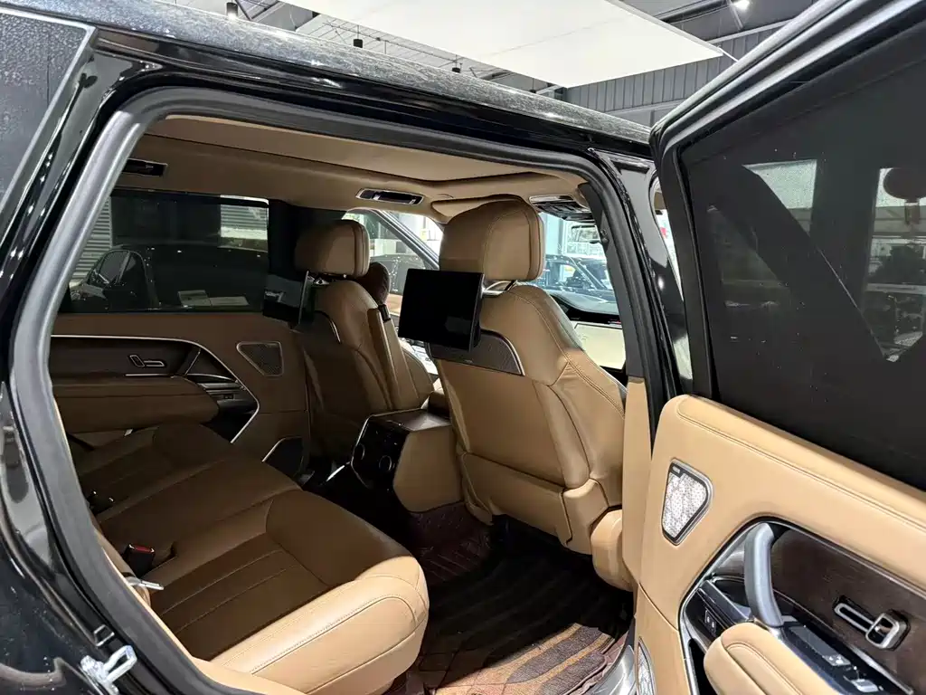 Land Rover Range Rover 2023 3.0 L6 400PS Autobiography Long Wheelbase 2023 - thumbnail 13