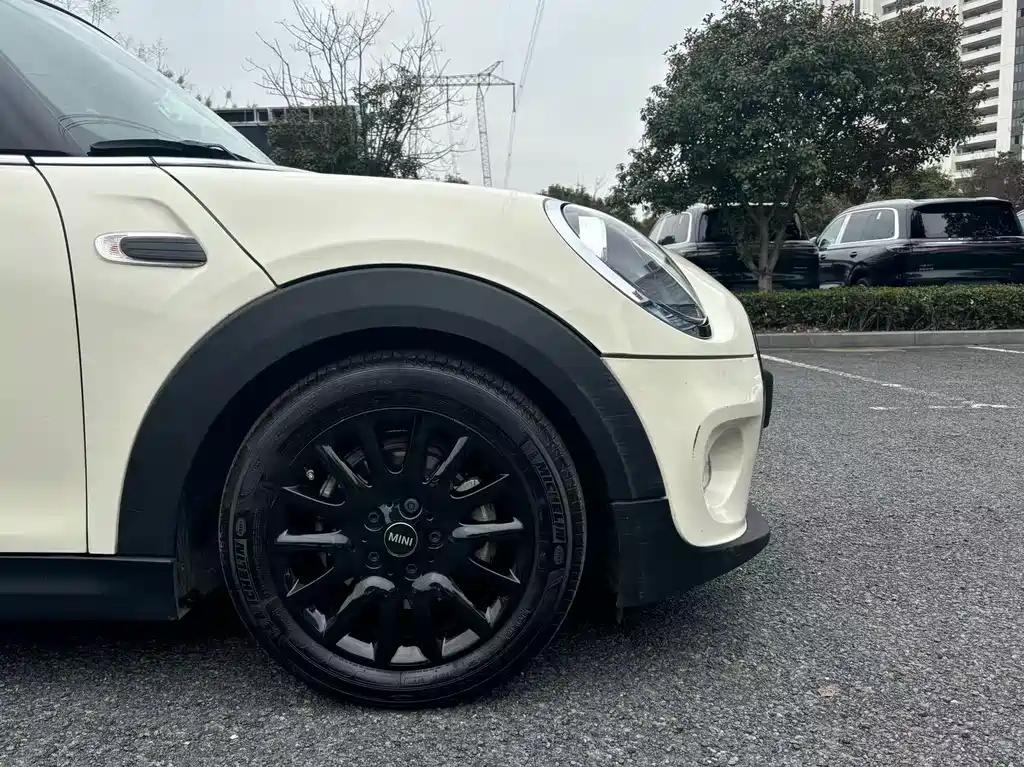 MINI MINI 2018 1.5T ONE PLUS 2020 - thumbnail 7