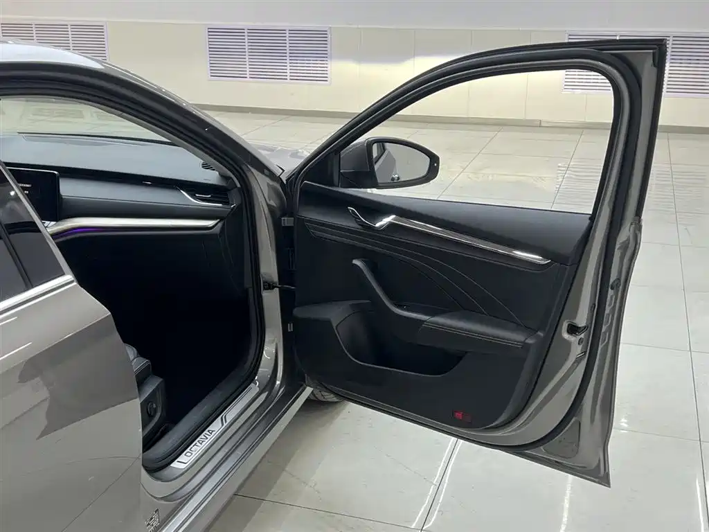 Skoda Škoda Octavia 2021 PRO TSI280 DSG Premium Edition 2021 - thumbnail 16