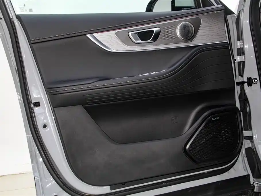 Chery Chery Tiggo 8 PRO New Energy 2025 - thumbnail 13