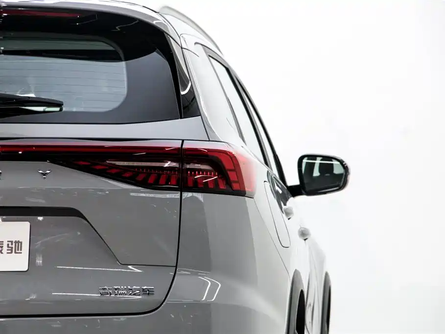 Chery Chery Tiggo 8 PRO New Energy 2025 - thumbnail 30