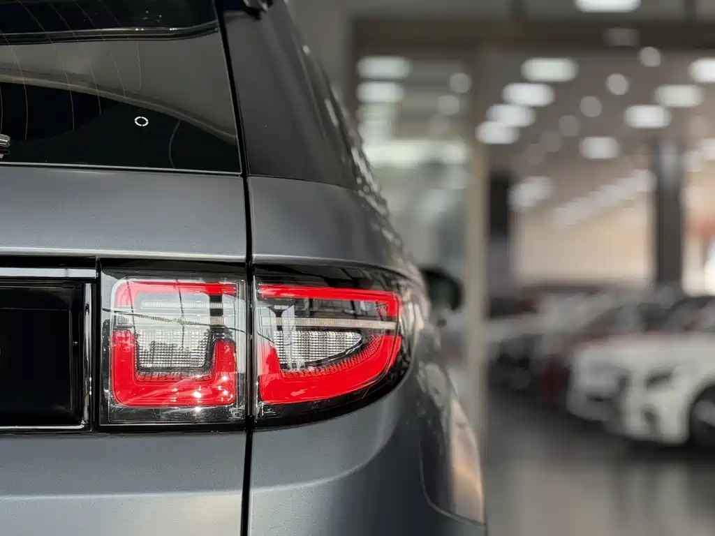 Land Rover Discovery Sport 2020 249PS R-Dynamic Performance Edition 2021 - thumbnail 18