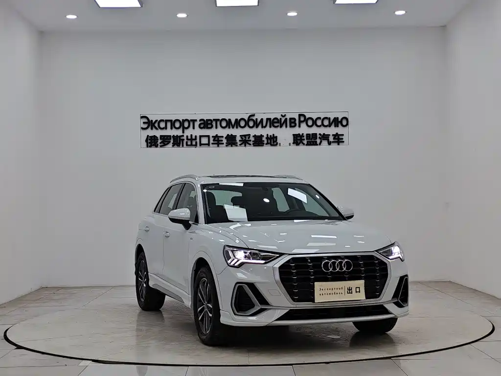 Audi Audi Q3 2022 35 TFSI Sport Line 2023 - thumbnail 3