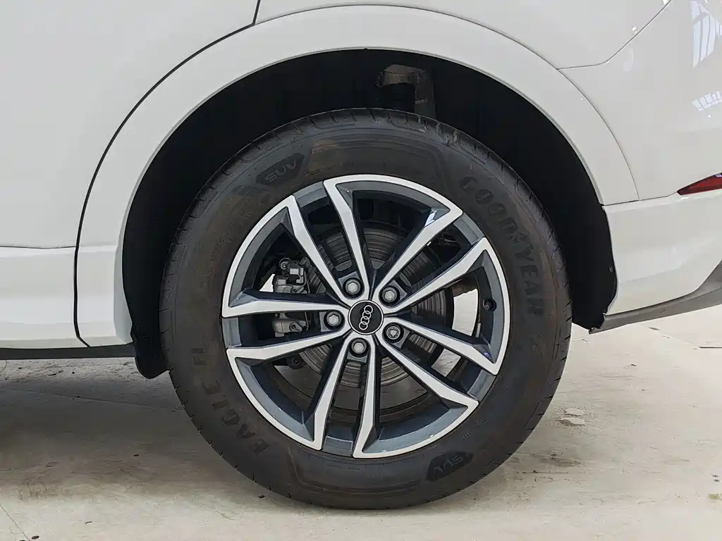 Audi Audi Q3 2022 35 TFSI Sport Line 2023 - thumbnail 16