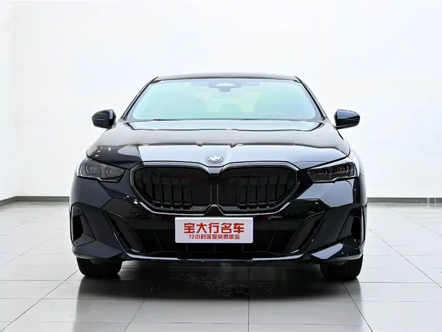 BMW BMW 5 Series 2026 525Li M Sport Package 2025 - thumbnail 3