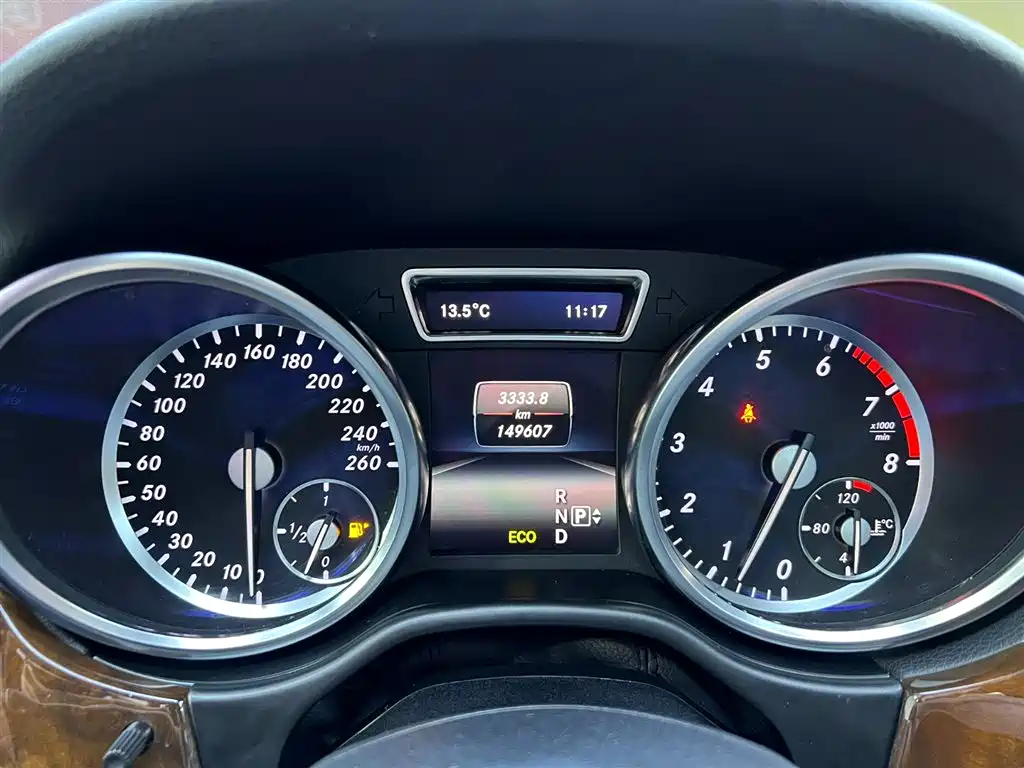 Mercedes-Benz Mercedes-Benz M-Class 2014 ML 400 4MATIC Sport Edition 2015 - thumbnail 12