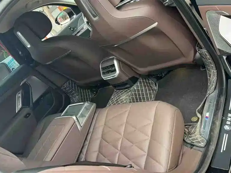 BMW BMW 7 Series 2023 735Li M Sport Package 2024 - thumbnail 4