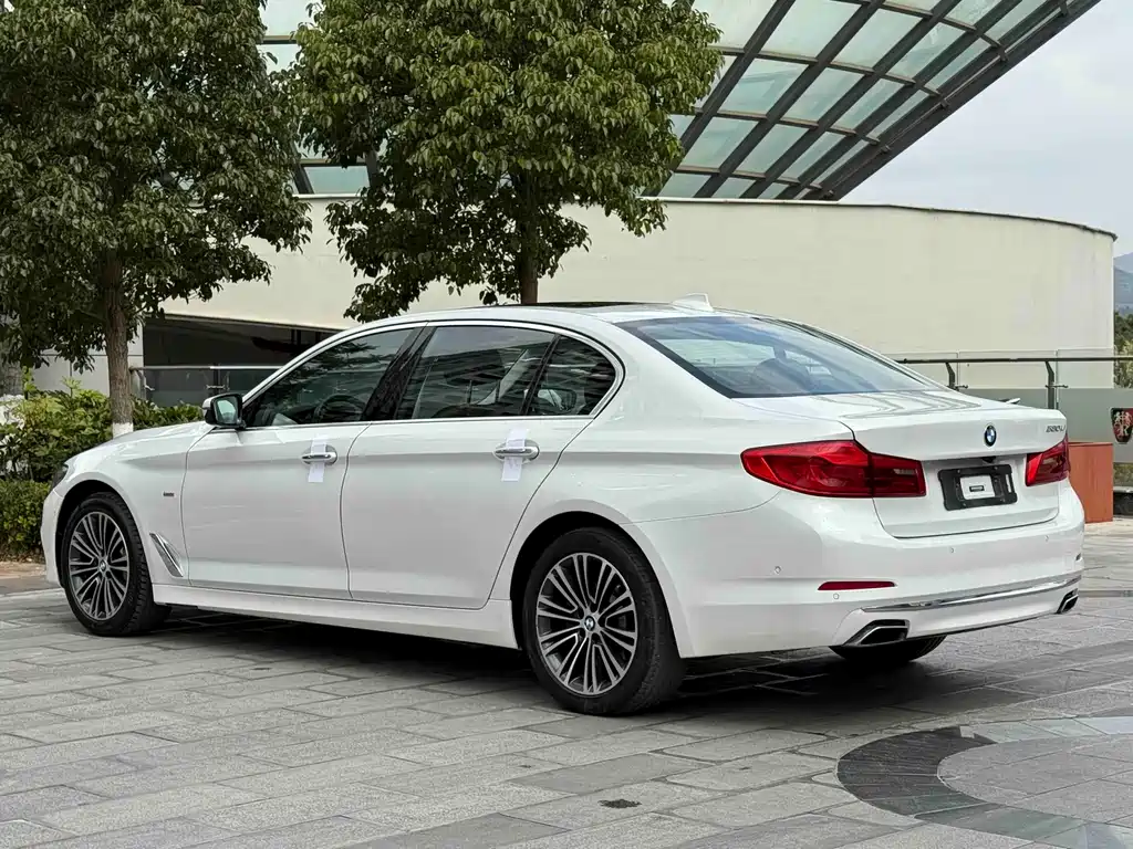 BMW BMW 5 Series 2018 Facelift 530Li Luxury Package 2018 - thumbnail 7