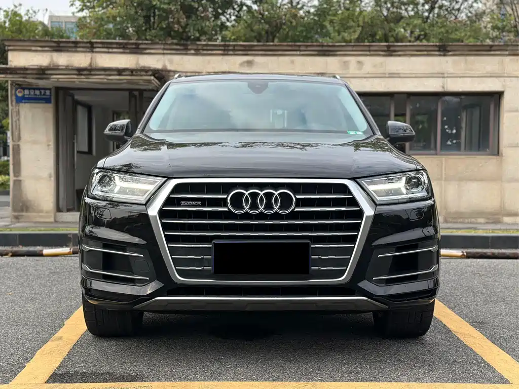 Audi Audi Q7 2016 45 TFSI Technology Edition 2017