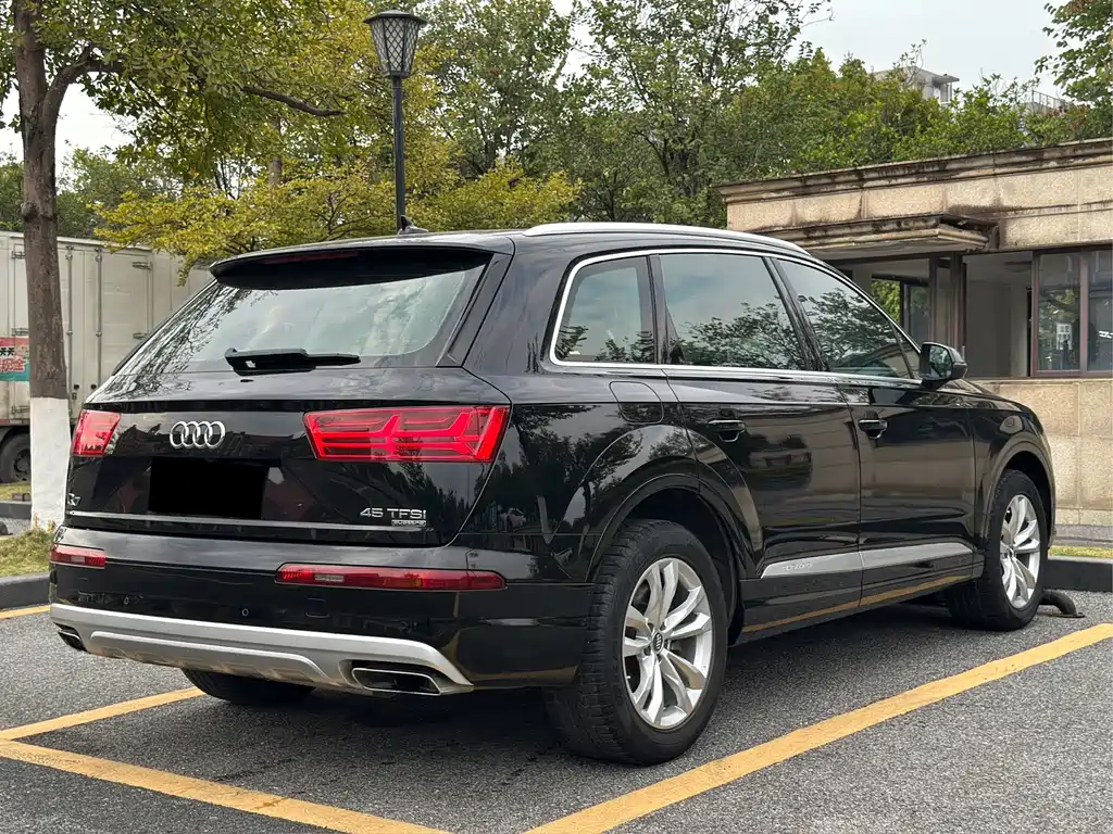 Audi Audi Q7 2016 45 TFSI Technology Edition 2017 - thumbnail 6