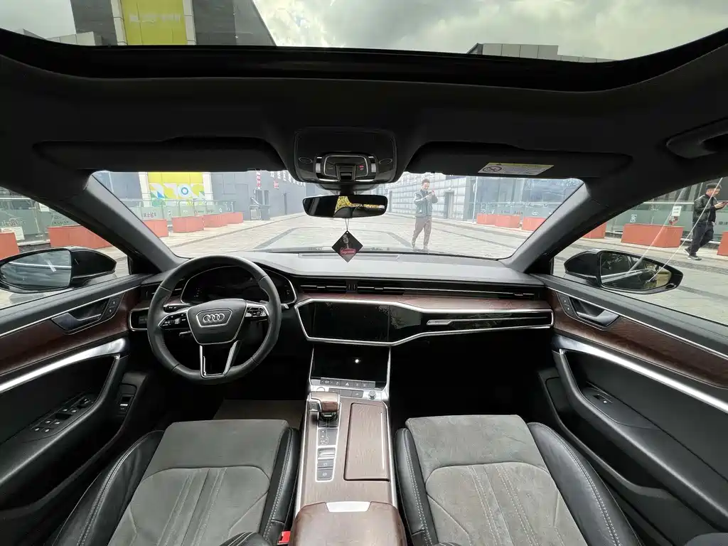 Audi Audi A6L 2020 40 TFSI Luxury Dynamic Edition 2020 - thumbnail 5