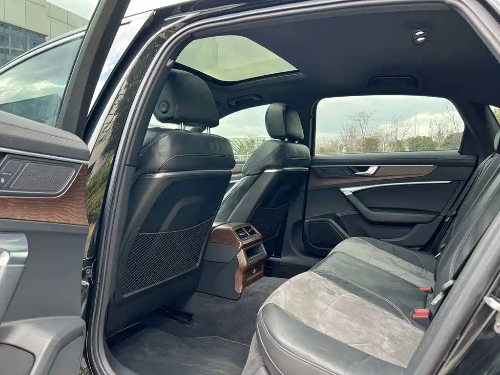 Audi Audi A6L 2020 40 TFSI Luxury Dynamic Edition 2020 - thumbnail 6