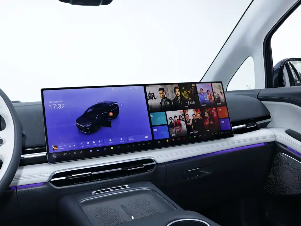Lantu Automobile Lantu Dreamer 2025 PHEV AWD Flagship Kunpeng Edition 2025 - thumbnail 21