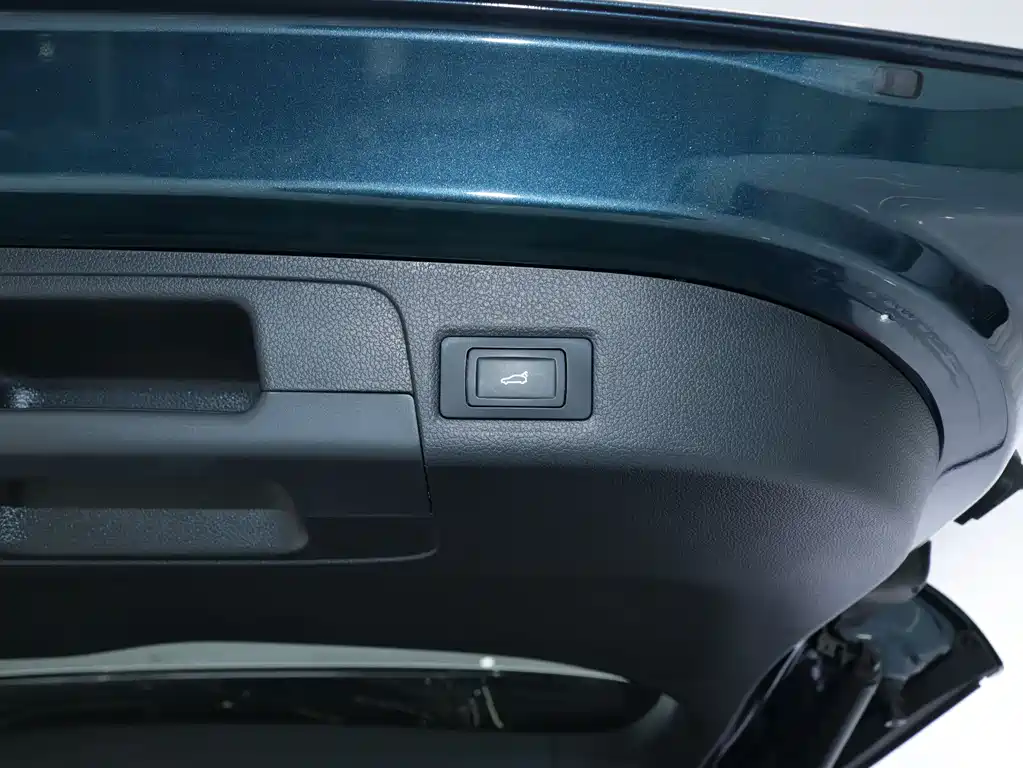 Lantu Automobile Lantu Dreamer 2025 PHEV AWD Flagship Kunpeng Edition 2025 - thumbnail 23