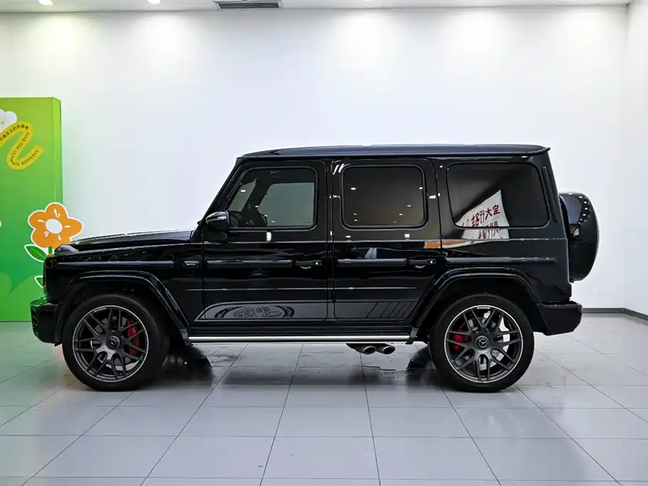 Mercedes-Benz Mercedes-Benz G-Class AMG 2022 AMG G 63 55th Anniversary Edition 2023 - thumbnail 5