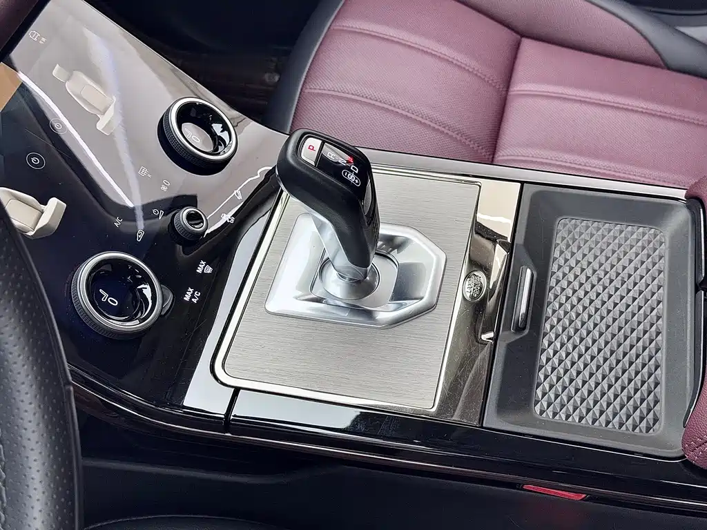 Land Rover Range Rover Evoque 2023 L 249PS Luxury Edition 2023 - thumbnail 13