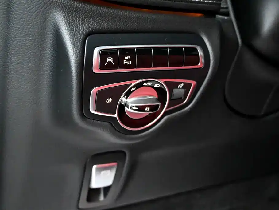 Mercedes-Benz Mercedes-Benz G-Class AMG 2022 AMG G 63 55th Anniversary Edition 2023 - thumbnail 18