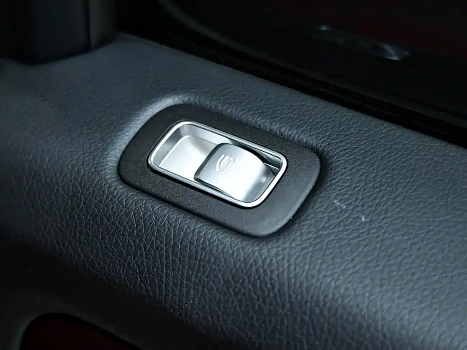 Mercedes-Benz Mercedes-Benz G-Class AMG 2022 AMG G 63 55th Anniversary Edition 2023 - thumbnail 20