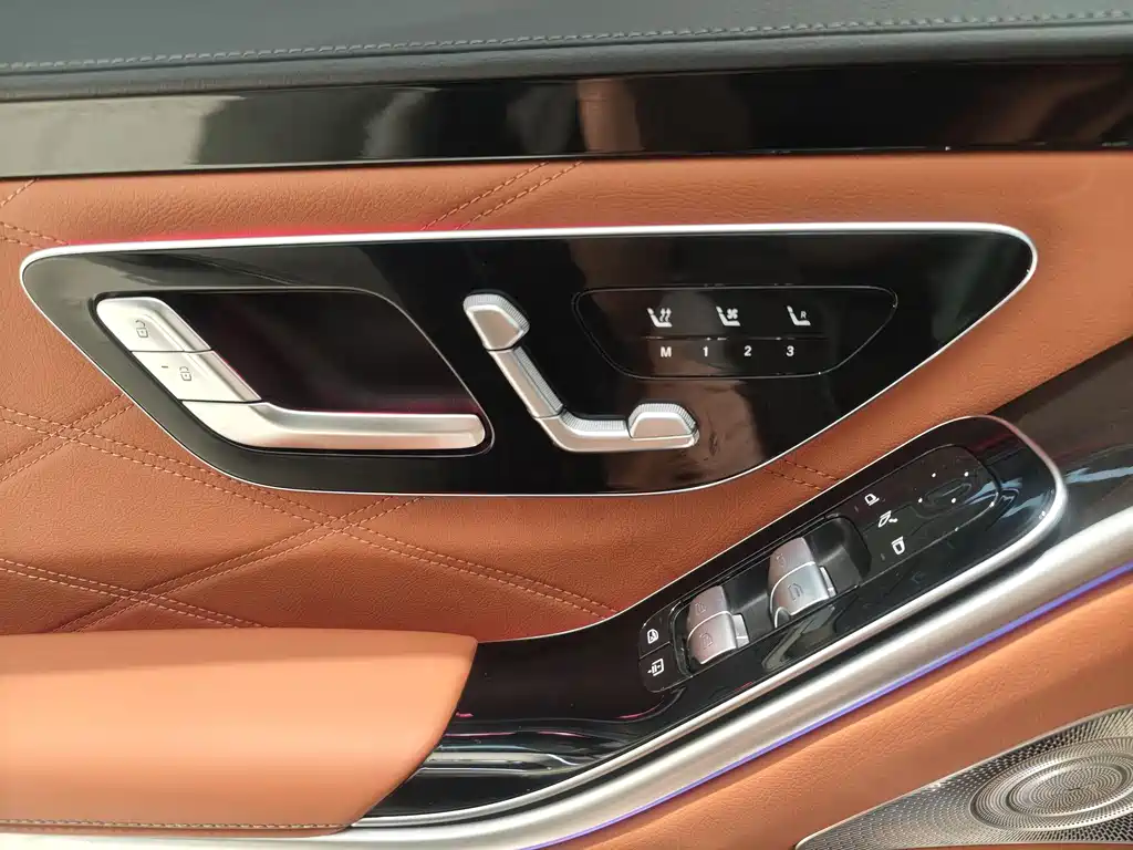 Mercedes-Benz Maybach S-Class 2024 S 480 4MATIC 2024 - thumbnail 7