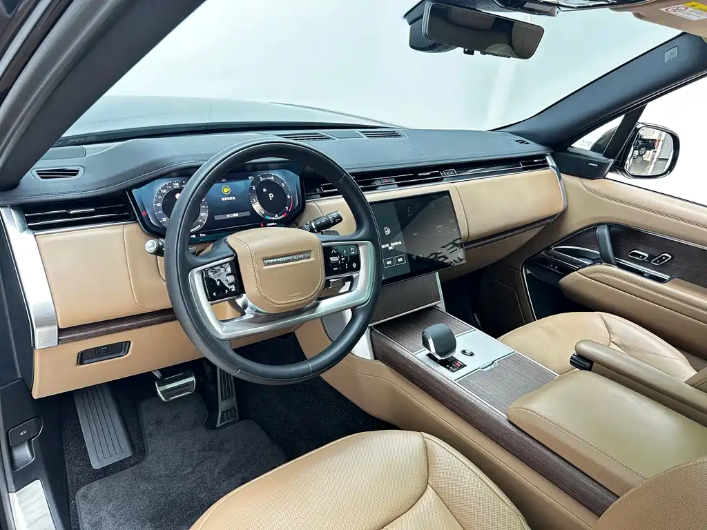 Land Rover Range Rover 2024 3.0 L6 360PS Vogue Edition 2024 - thumbnail 7