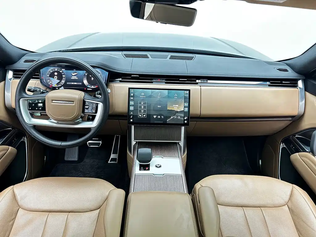 Land Rover Range Rover 2024 3.0 L6 360PS Vogue Edition 2024 - thumbnail 13