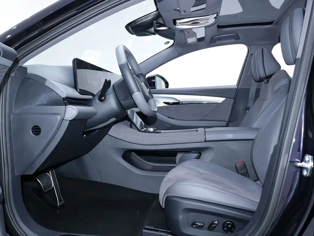 Lantu Auto Lantu Zhui Guang 2024 PHEV AWD Ultra Long Range Flagship Edition 2024 - thumbnail 4