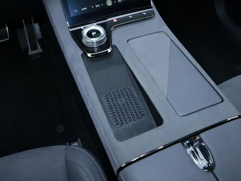 Lantu Auto Lantu Zhui Guang 2024 PHEV AWD Ultra Long Range Flagship Edition 2024 - thumbnail 10