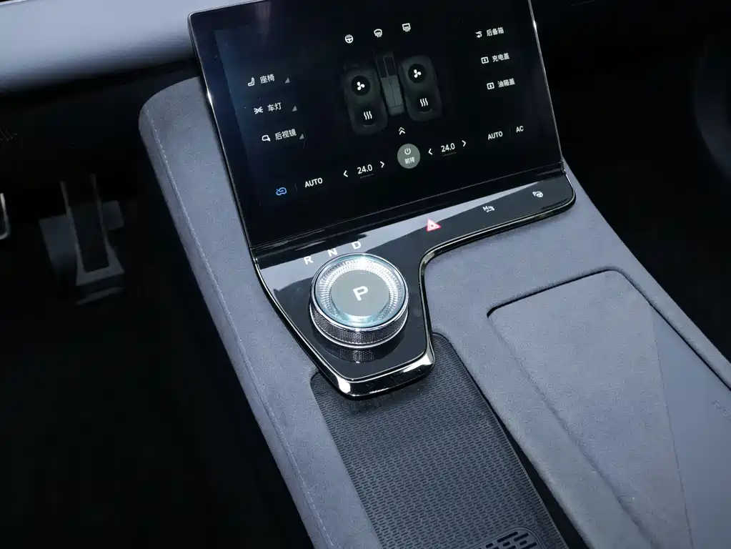 Lantu Auto Lantu Zhui Guang 2024 PHEV AWD Ultra Long Range Flagship Edition 2024 - thumbnail 14