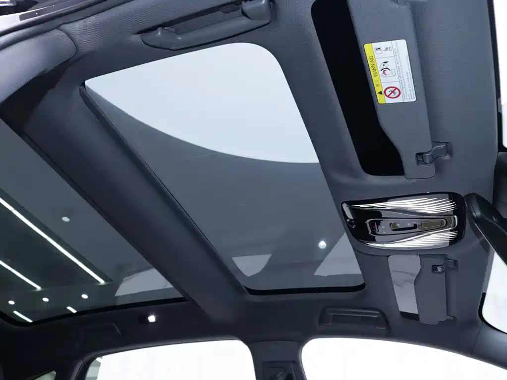 Lantu Auto Lantu Zhui Guang 2024 PHEV AWD Ultra Long Range Flagship Edition 2024 - thumbnail 16