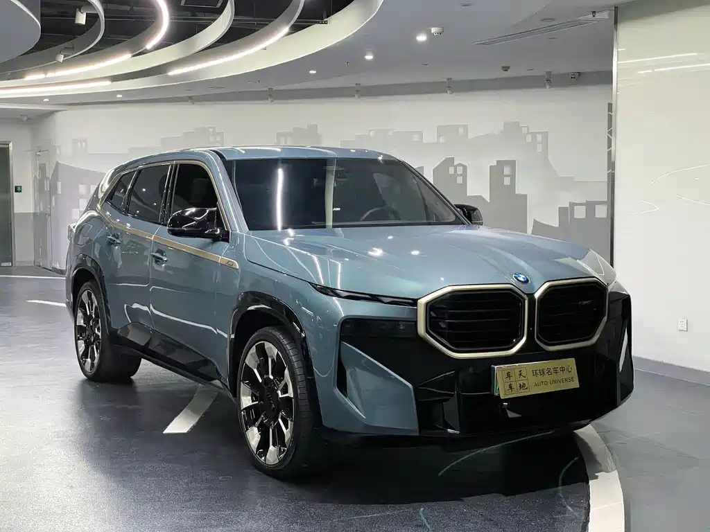 BMW BMW XM 2023 50e 2024 - thumbnail 3