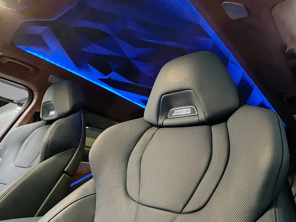 BMW BMW XM 2023 50e 2024 - thumbnail 18