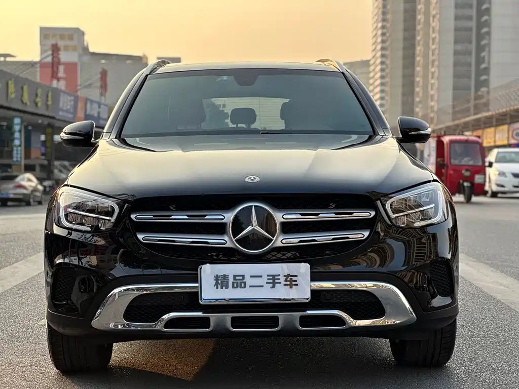 Mercedes-Benz Mercedes-Benz GLC 2020 Facelift GLC 260 L 4MATIC Sport Edition 2020 - thumbnail 2