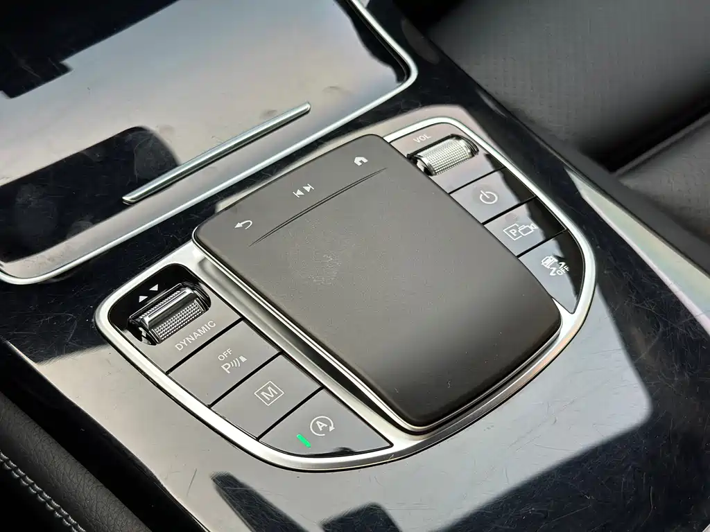 Mercedes-Benz Mercedes-Benz GLC 2020 Facelift GLC 260 L 4MATIC Sport Edition 2020 - thumbnail 5