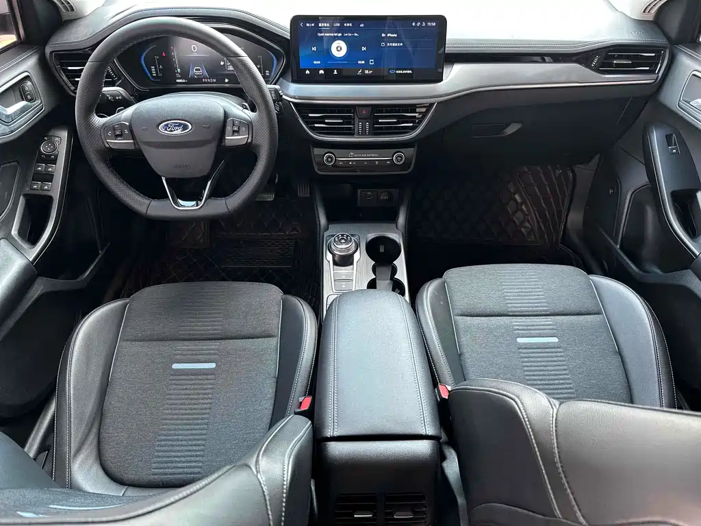 Ford Ford Focus Active 2021 EcoBoost 180 Automatic Trend Edition 2021 - thumbnail 7