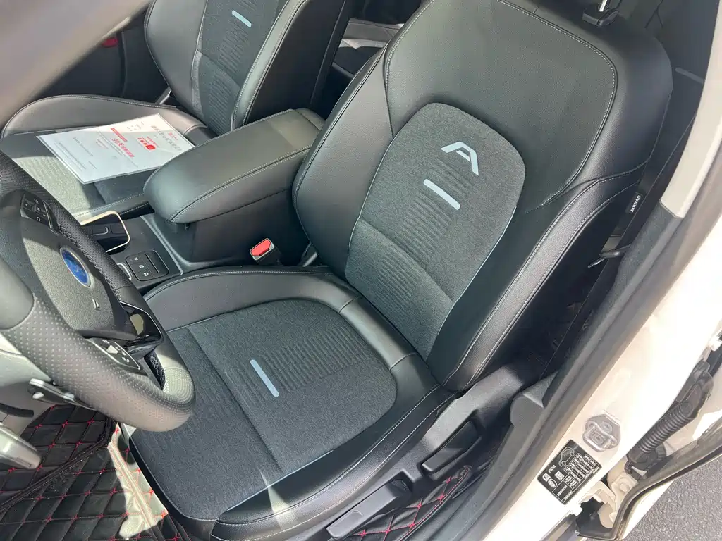 Ford Ford Focus Active 2021 EcoBoost 180 Automatic Trend Edition 2021 - thumbnail 8