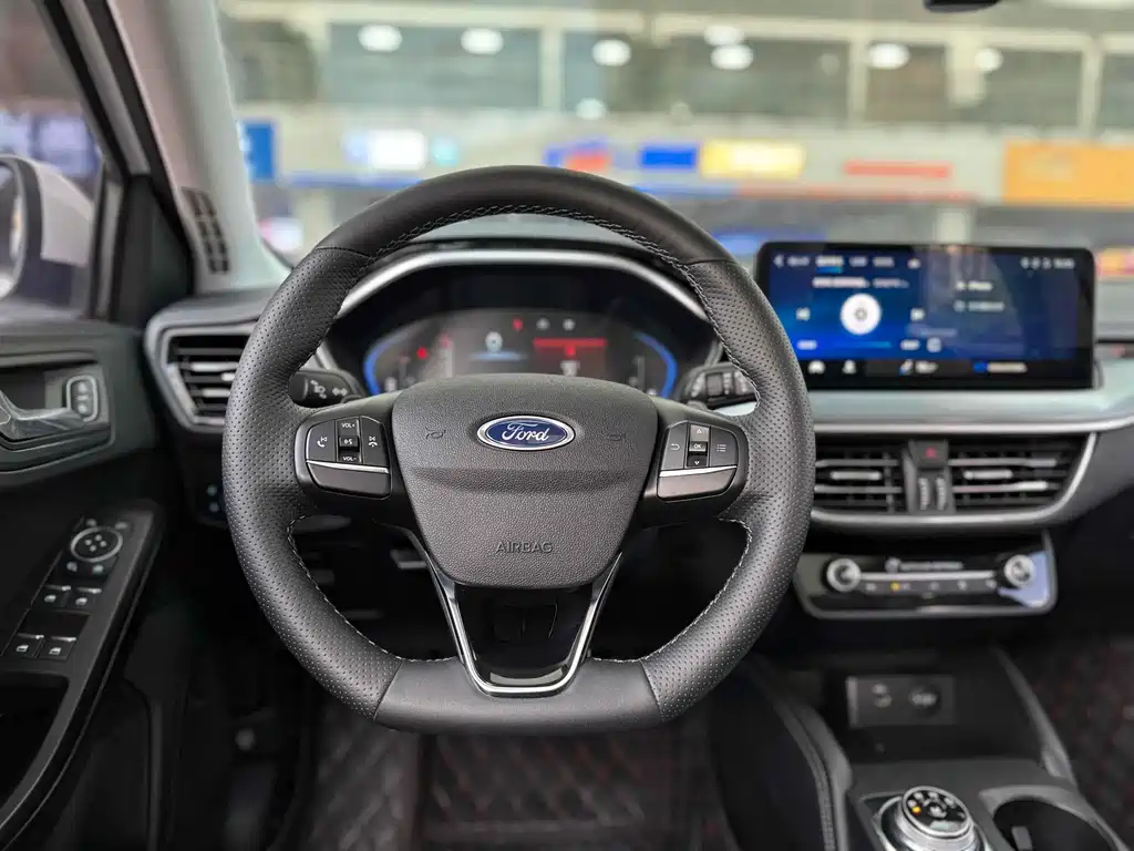 Ford Ford Focus Active 2021 EcoBoost 180 Automatic Trend Edition 2021 - thumbnail 9