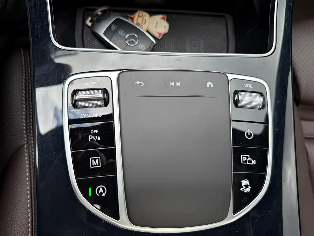 Mercedes-Benz Mercedes-Benz GLC 2020 GLC 260 L 4MATIC Dynamic Model 2019 - thumbnail 24