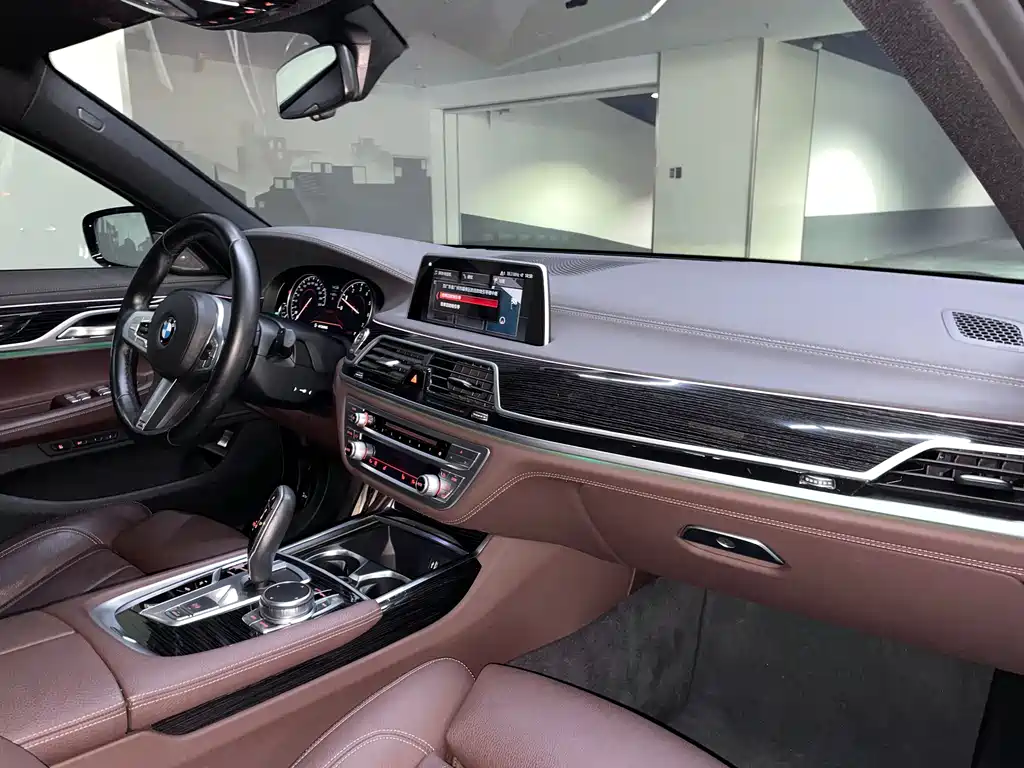 BMW BMW 7 Series 2018 730Li Leading Model M Sport Package 2019 - thumbnail 17