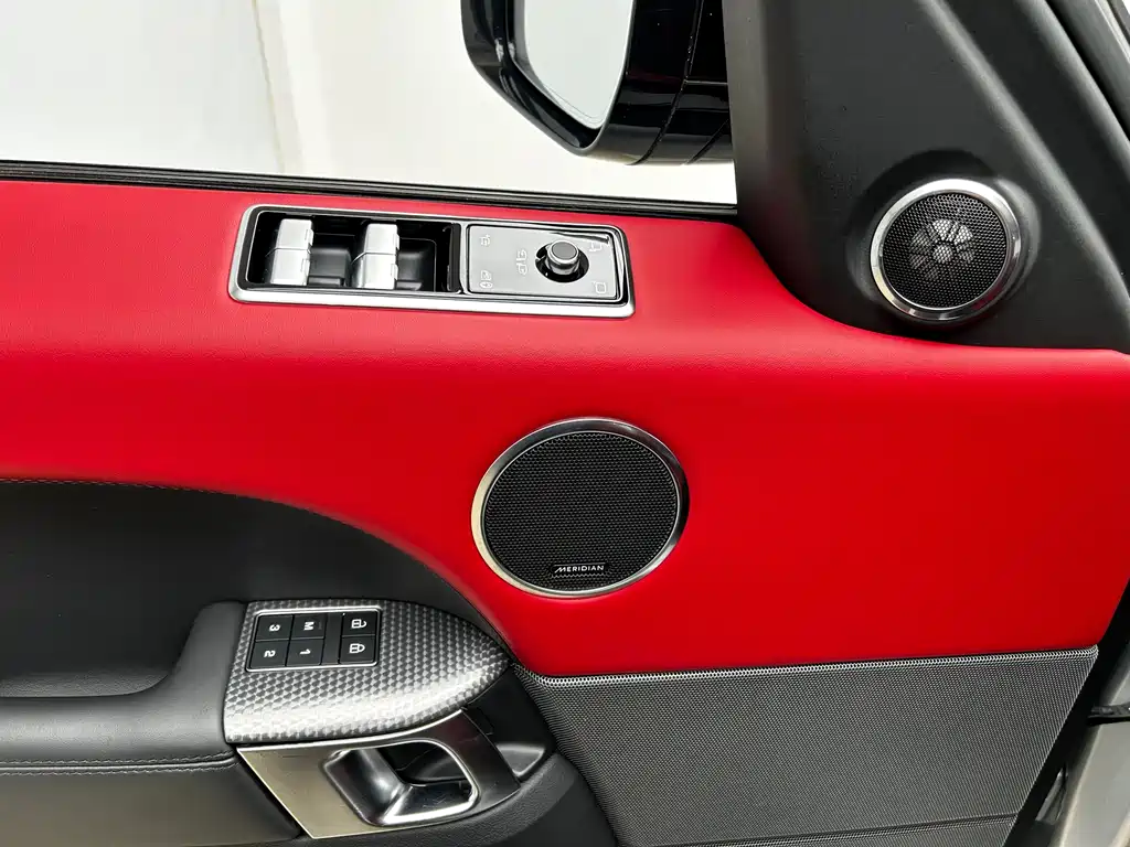 Land Rover Range Rover Sport 2021 3.0 L6 Black Badge 2021 - thumbnail 5