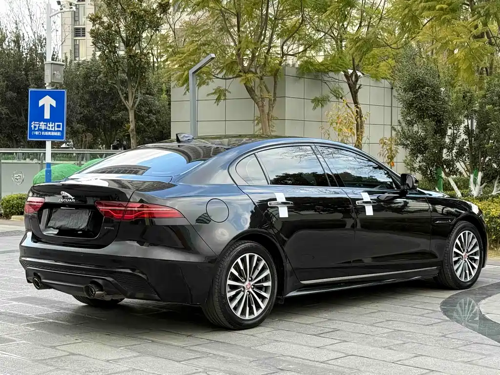 Jaguar Jaguar XEL 2022 2.0T 200PS R-DYNAMIC Youth Sport Edition 2022 - thumbnail 9
