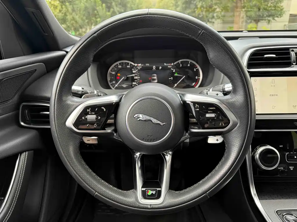 Jaguar Jaguar XEL 2022 2.0T 200PS R-DYNAMIC Youth Sport Edition 2022 - thumbnail 11