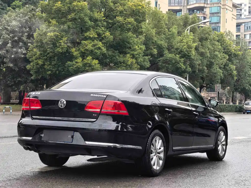 Volkswagen Volkswagen Magotan 2015 Facelift 1.8TSI Luxury Edition 2016 - thumbnail 6